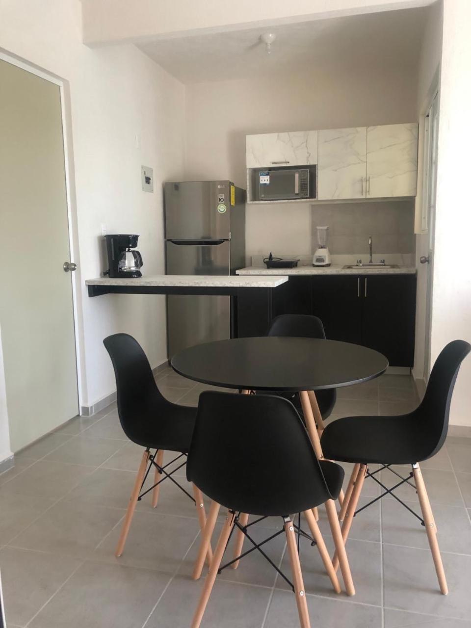 Apartamento Familiar Con Alberca En Playa Del Carmen Exteriör bild